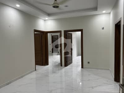 جی ۔ 10 اسلام آباد میں 3 کمروں کا 14 مرلہ بالائی پورشن 1.85 لاکھ میں کرایہ پر دستیاب ہے۔