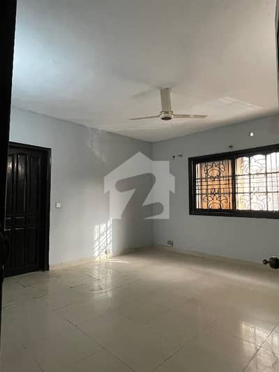 ڈی ایچ اے فیز 7 ڈی ایچ اے ڈیفینس,کراچی میں 4 کمروں کا 1 کنال بالائی پورشن 2.6 لاکھ میں کرایہ پر دستیاب ہے۔ ڈی ایچ اے فیز 7 ڈی ایچ اے ڈیفینس,کراچی میں 4 کمروں کا 1 کنال بالائی پورشن 2.6 لاکھ میں کرایہ پر دستیاب ہے۔