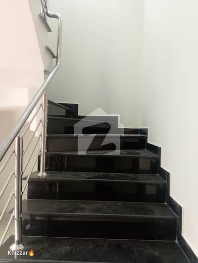 E11/2 1 kanal Upper portion 3 Bedroom