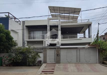 Luxurious Corner 450 Square Yards Ground + 1 Bungalow Available For Sale In Capital Society