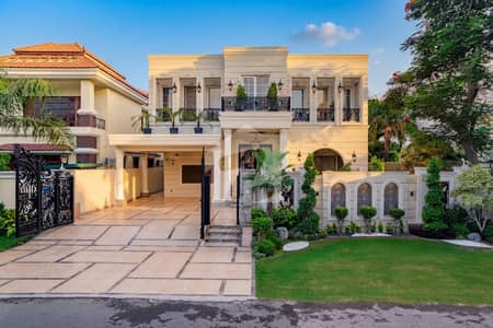 1 Kanal Top Quality Build Luxurious Beautiful Classic Design Villa For Sale In DHA Phase 7 Lahore Prime Location Near To Raya