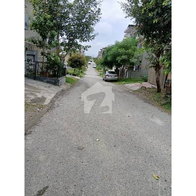 University Town Block B St 14 10 Marla Plot For Sale