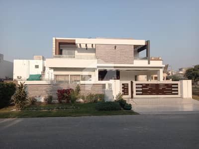 100% ORIGNAL KANAL ULTRA MODERN SUPER LUXURY BUNGALOW FOR SALE ON TOP LOCTION IN DHA LAHORE. 100% ORIGNAL KANAL ULTRA MODERN SUPER LUXURY BUNGALOW FOR SALE ON TOP LOCTION IN DHA LAHORE.