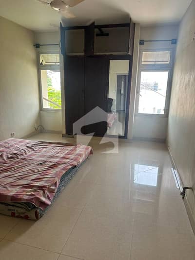 In Askari 3 Flat For Rent Sized 10 Marla