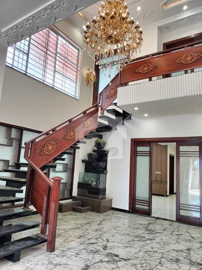 Prime Location 20 Marla House In Wapda Town Phase 1 - Block E For sale At Good Location Prime Location 20 Marla House In Wapda Town Phase 1 - Block E For sale At Good Location