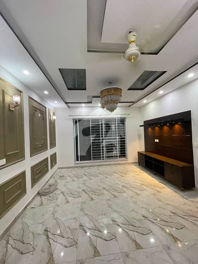 12 Marla Owner-Built Corner House for Sale | Sector C, Bahria Town Lahore 12 Marla Owner-Built Corner House for Sale | Sector C, Bahria Town Lahore