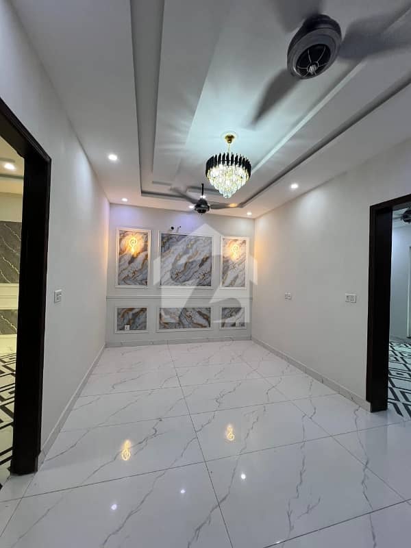 BEAUTIFUL HOUSE AVAILABLE FOR RENT BEAUTIFUL HOUSE AVAILABLE FOR RENT