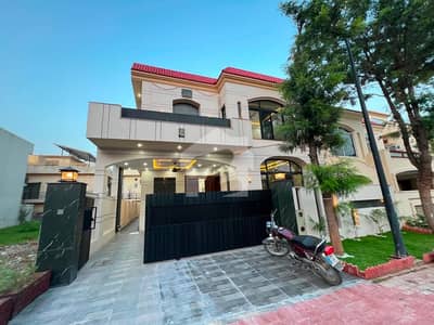 A House Of 10 Marla In Bahria Enclave - Sector C1 A House Of 10 Marla In Bahria Enclave - Sector C1
