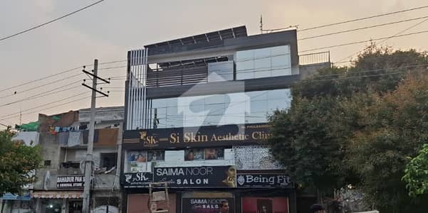 7.5 Marla Top Location Building on Main Road Gulberg 3 | Rental Income 8.25 Lac | 100% Confirm Deal