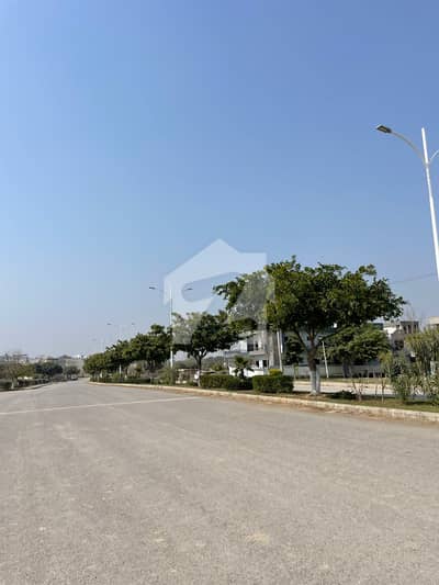 1 Kanal Develop Possession Plot Available For Sale in E Block