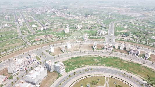 On Excellent Location In Royal Palm City Of Gujranwala, A 10 Marla Residential Plot Is Available