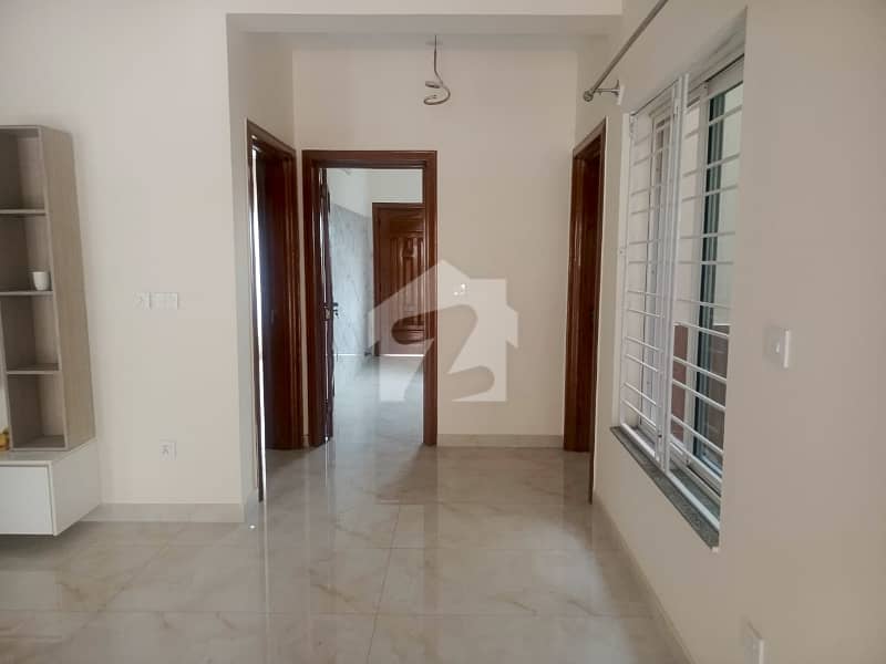F8 Upper portion for Rent F8 Upper portion for Rent