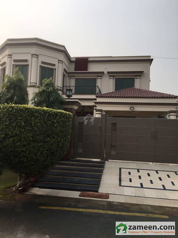 NFC Society Phase 1 Near Wapda Town 1 Kanal Owner Build Bungalow On 40" Road