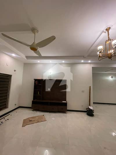 ڈی ایچ اے ڈیفینس فیز 2 ڈی ایچ اے ڈیفینس,اسلام آباد میں 3 کمروں کا 1 کنال بالائی پورشن 1.4 لاکھ میں کرایہ پر دستیاب ہے۔ ڈی ایچ اے ڈیفینس فیز 2 ڈی ایچ اے ڈیفینس,اسلام آباد میں 3 کمروں کا 1 کنال بالائی پورشن 1.4 لاکھ میں کرایہ پر دستیاب ہے۔