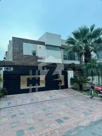 SYED BROTHERS PROUDLY OFFERS: 1-Kanal Elegant And Slightly Used Furnished Bungalow With Lift Installed Is Available In The Best Block Of DHA Lahore | Prime Location SYED BROTHERS PROUDLY OFFERS: 1-Kanal Elegant And Slightly Used Furnished Bungalow With Lift Installed Is Available In The Best Block Of DHA Lahore | Prime Location