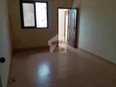 Full Floor Apartment For Rent On Main Commercial Avenue