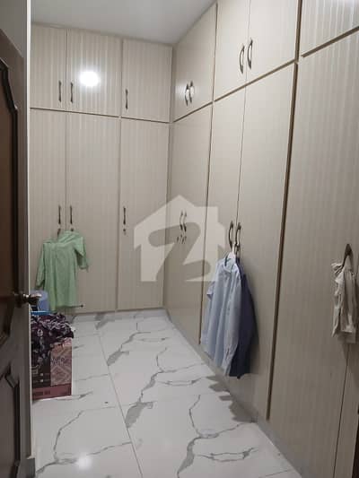 1000 SQ YARDS ONE UNIT HOUSE FOR SALE