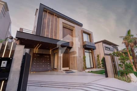 100% ORIGNAL KANAL ULTRA MODERN SUPER LUXURY BUNGALOW FOR SALE ON TOP LACTION