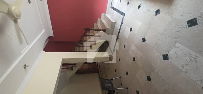 10 Marla Beautiful House In Askari 11