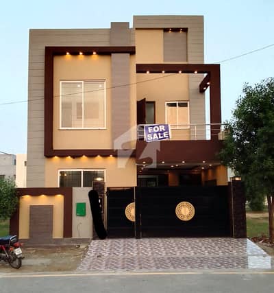 5 Marla Modern Elevation House Available For Rent In Bahria Town Lahore.