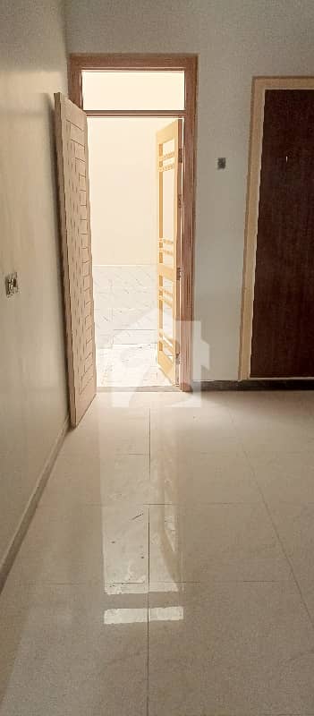 THREE BED LOUNGE AVAILABLE FOR SALE