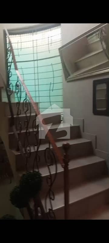 BEAUTIFUL 1ST FLOOR  INDEPENDENT  HOT LOCATION