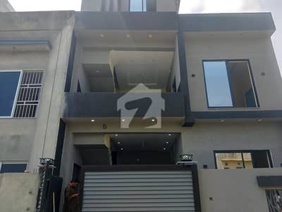 Monasib Qeemat Par 5 Marla Double Storey Ghar Sale Ky Liye Dastiyab Hy (B,17-Islamabad)