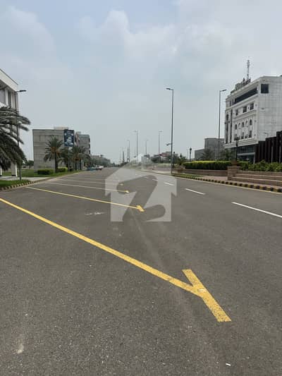 East Open, Corner Or Main Bolevard 8 Marla Plot For Sale