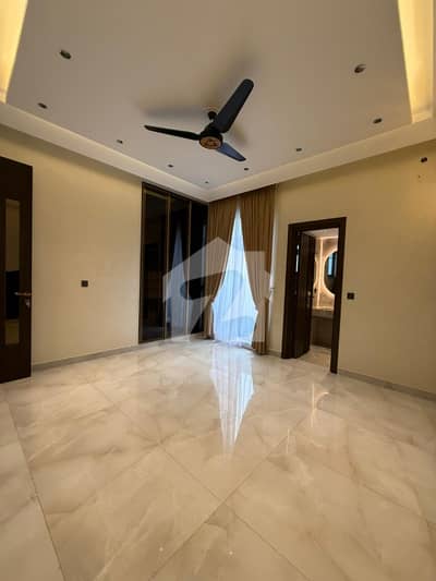 10 MARLA UPPER PORTION FOR RENT