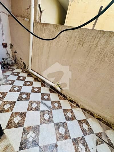 6 Marla Ground Portion For Rent Near Khan Village Road