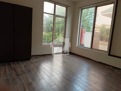 1 Kanal Upper Portion For Rent In F-11/3