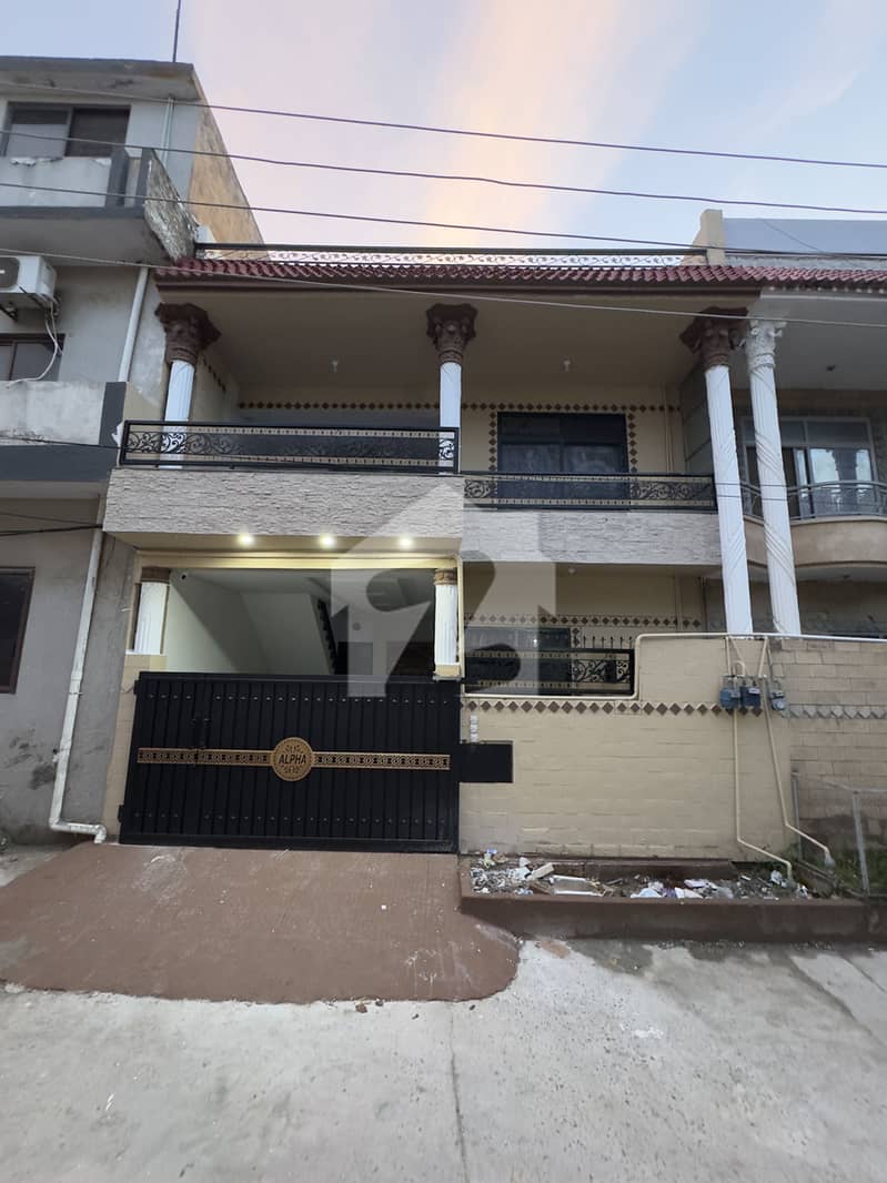 3 story House For sale 3 story House For sale