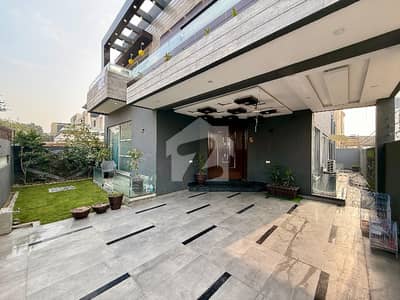 10 Marla Luxury House For Sale DHA Phase 5 Lahore