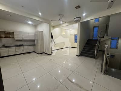 TOWN HOUSE FOR SALE BEHIND DANISH MOTORS KHALID BIN WALEED ROAD