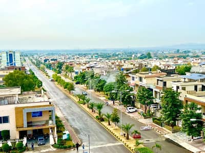 8 MARLA PLOT AVAILABLE FOR SALE