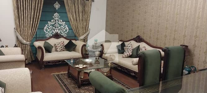 PRIME LOCATION MAIN BLVD FRONT OPEN 10 MARLA HOUSE FOR SALE