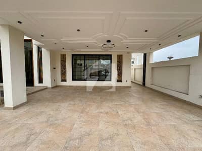 BEAUTIFUL LOCATION 10 MARLA HOUSE AVAILABLE FOR SALE