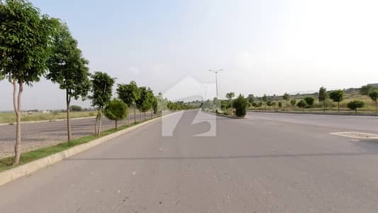 ائیرپورٹ گرین گارڈن - بلاک سی ایئرپورٹ گرین گارڈن,کشمیر ہائی وے,اسلام آباد میں 10 مرلہ رہائشی پلاٹ 70.0 لاکھ میں برائے فروخت۔