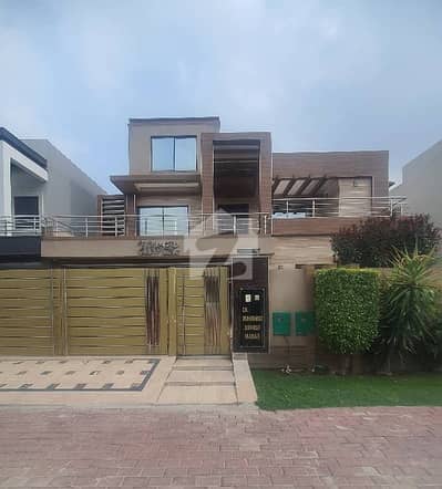 Vip 1 Kanal Non Furnished Upper Portion Available For Rent In Bahria Town Lahore