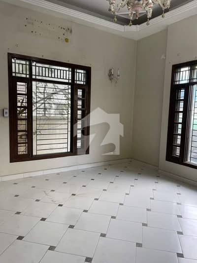 Prime Location 500 Square Yards House Available For Rent In Shahra-E-Faisal
