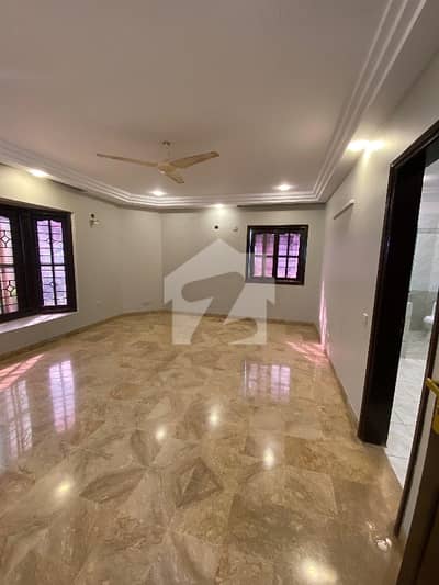 Reserve A Prime Location House Of 300 Square Yards Now In Al Hamra Society