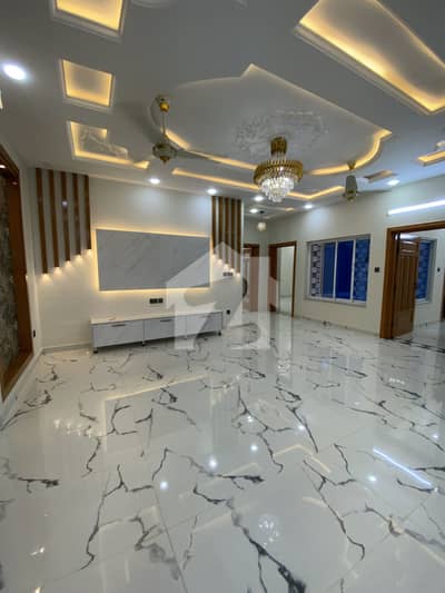 35*70 Like New Double Story House Available For Rent G-13/1 35*70 Like New Double Story House Available For Rent G-13/1