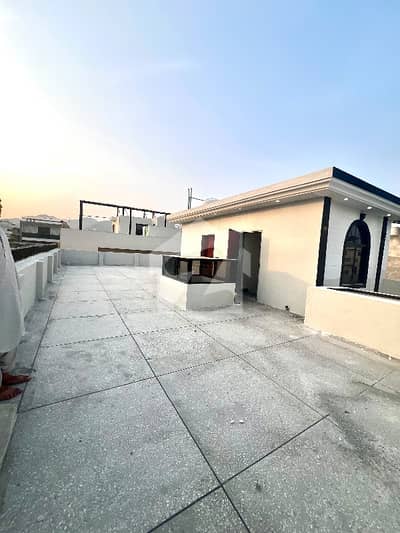 Multi Garden B17 House For Sale