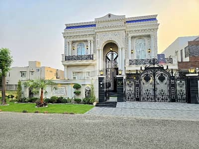 Outclass 7-Bed Spanish Luxury House | Prime Location | One Call Deal