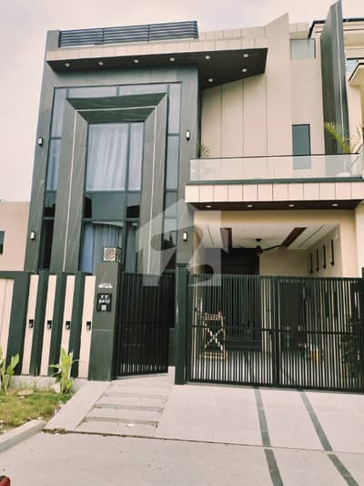 5.5 Marla Beautiful House For Sale