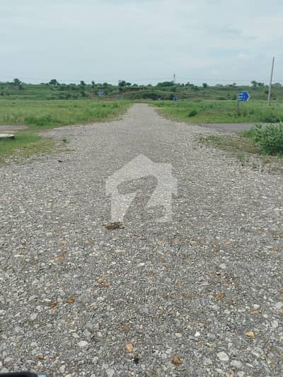 R Block cross Road Plot Available For Sale