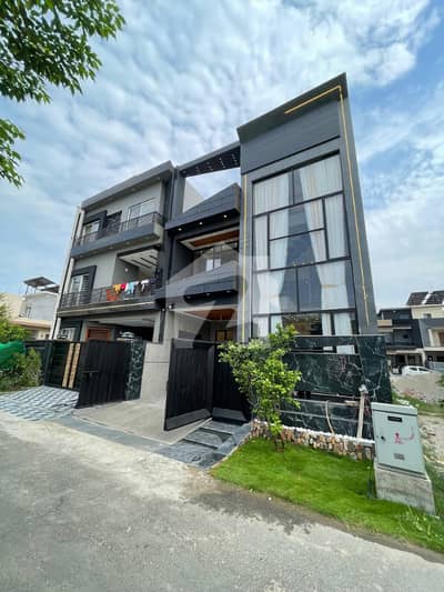 5 Marla Ideal Location House For Sale In Park View City 5 Marla Ideal Location House For Sale In Park View City