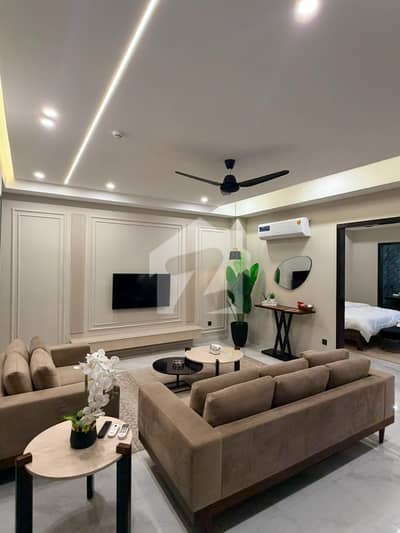700 Sqft 1 Bed Furnished Apartment For Rent in Gulberg