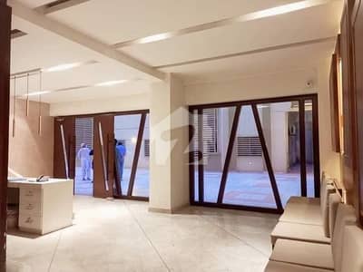 2 BED DD WEST OPEN CITY TOWER