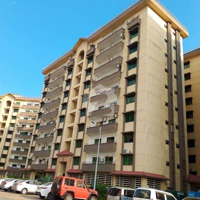 10 MARLA 3 BEDROOM APARTMENT AVAILABLE FOR SALE